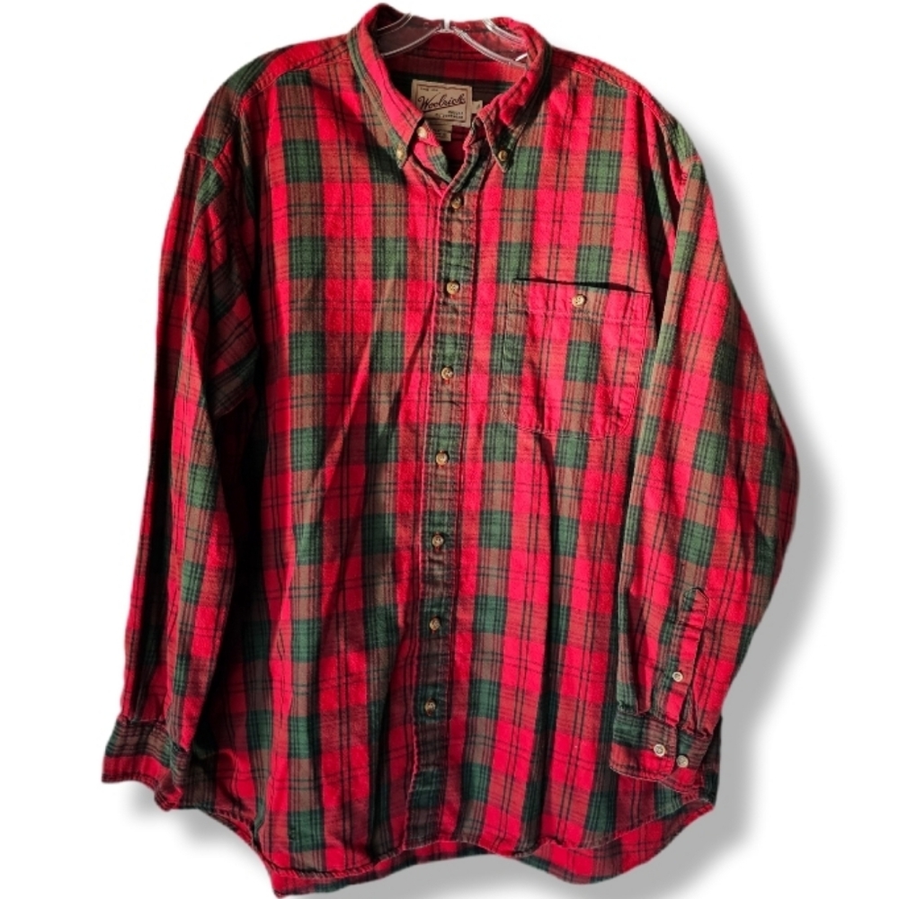 Woolrich Men's Red & Green Plaid Flannel Shirt Vintage 90's Y2K Outdoor Rugged
